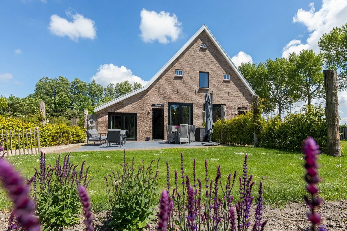 Luxe groepsaccommodatie Zeeland Vrouwenpolder, 15 personen, 7 slaapkamers